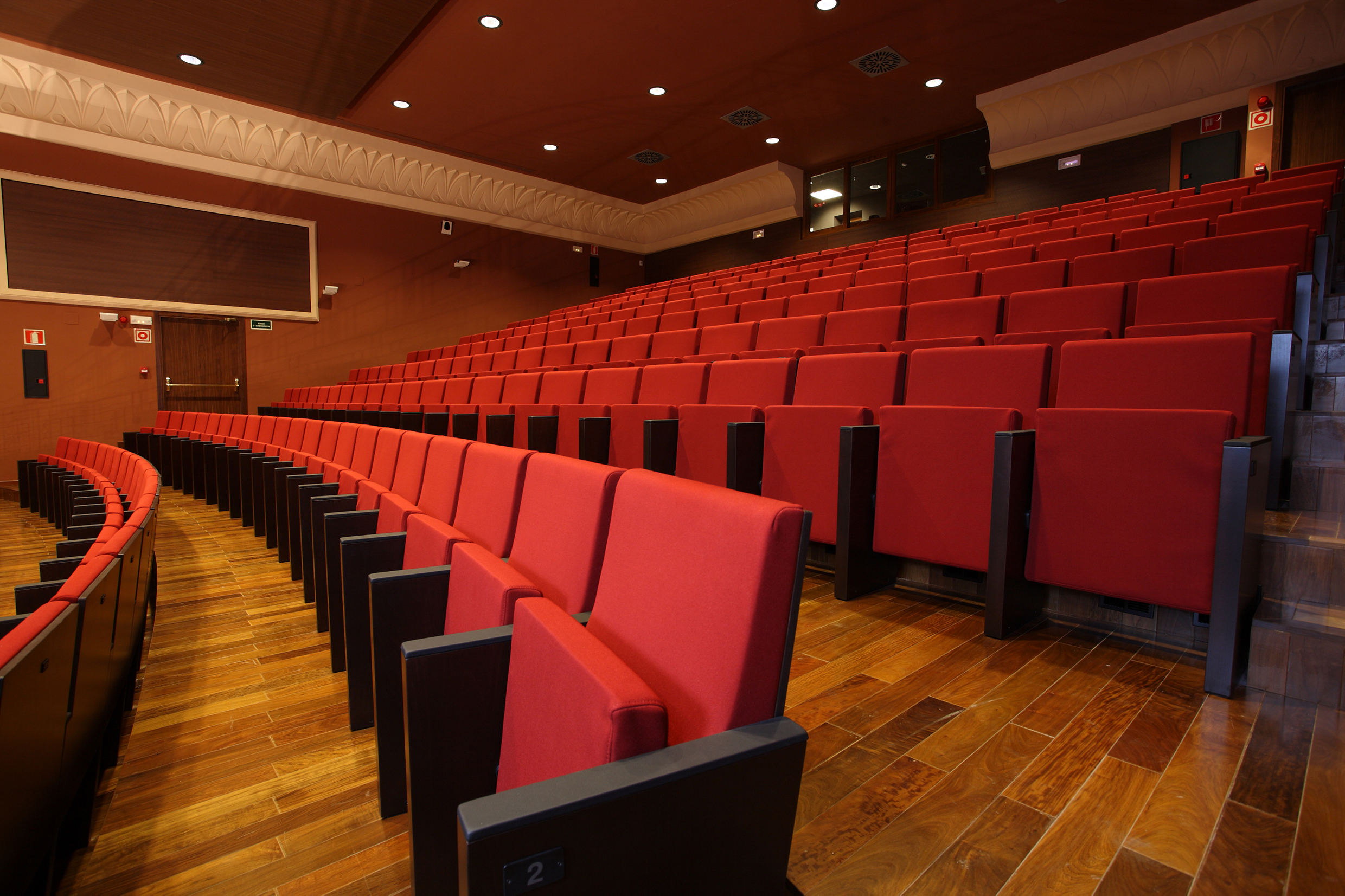 Estilo Mobiliario - soluciones - Butacas auditorio