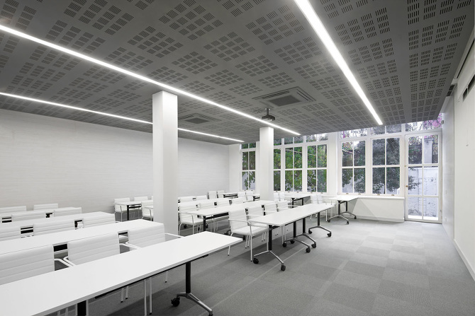 Estilo Mobiliario y Contract - Proyecto Colegio de Economistas de La Rioja